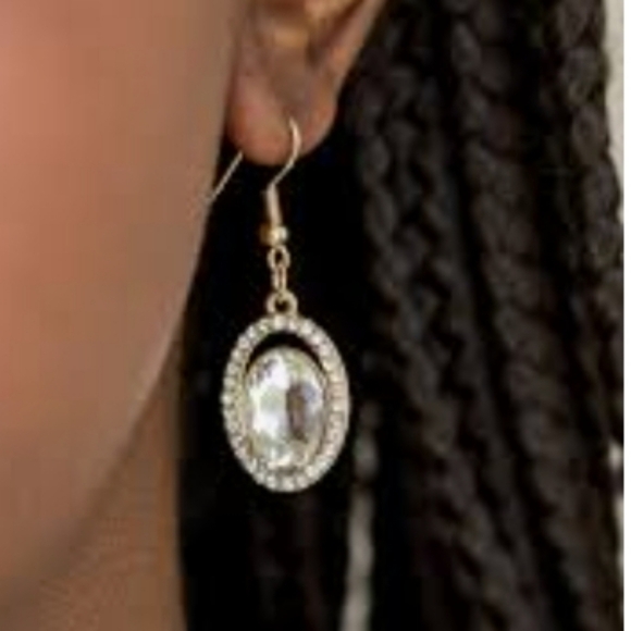 Oval Crystal Frame Gold plated Earrings - Picture 2 of 3